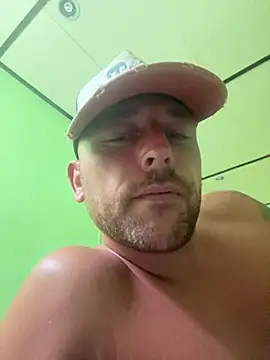 MADE IN LONDON online show from February 11, 3:51 pm