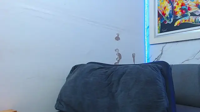 targuerian22 online show from December 17, 12:18 am