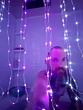 lit702 online show from December 23, 10:57 am