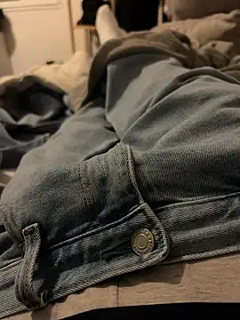 pignoufe online show from April 9, 8:48 pm