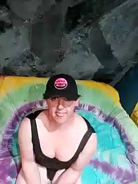 Boo-boo kittyfux online show from March 12, 2:23 pm