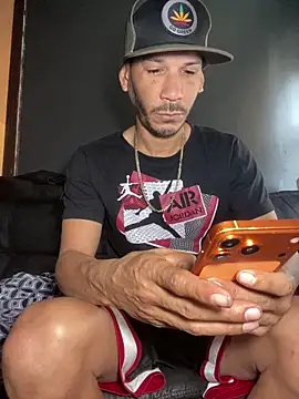 Chico Bellaco online show from May 3, 3:26 pm