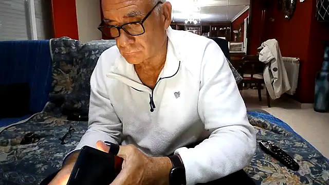 maduroguapo online show from November 19, 10:20 pm