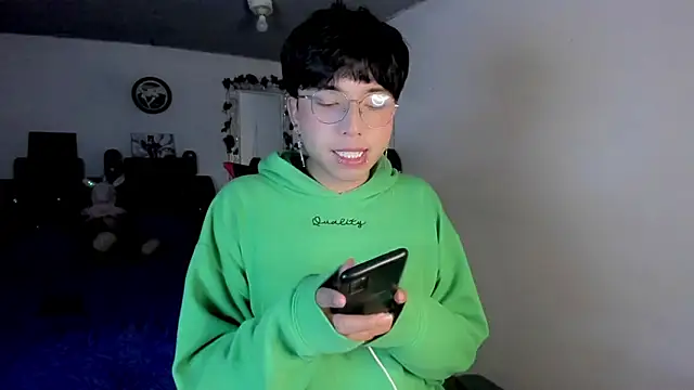 AnggelONfiree online show from February 5, 4:30 am