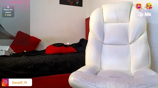 tonibelmont online show from September 13, 7:48 pm