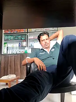 Raj1043 online show from October 29, 6:49 am