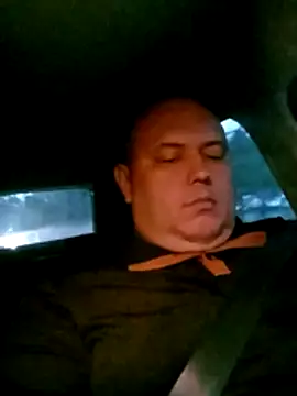 BigromeoXX online show from October 30, 4:30 pm