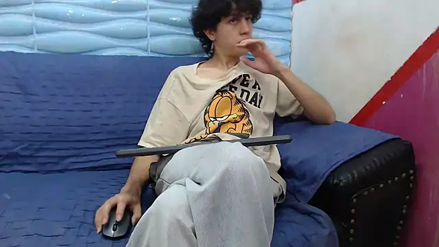 Snapshot of Felipe_Browns chatting on January 18, 1:18 pm Felipe Browns online show from January 18, 1:18 pm