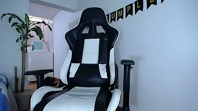 diamond black00 online show from December 29, 7:11 pm