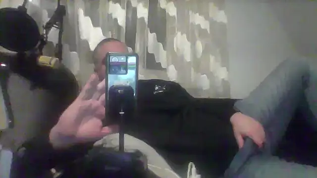 NewyorkDimi online show from January 6, 5:30 am