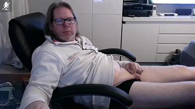 VSteph online show from February 4, 11:22 pm