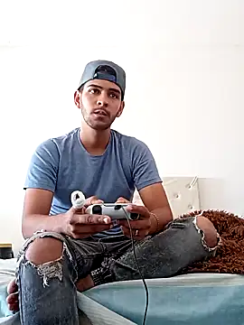 Melwil  online show from January 8, 6:52 pm