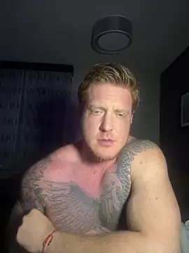 CloudsNChill online show from December 8, 7:15 am