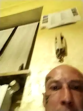 DizzyInitiator7 online show from April 20, 3:20 am