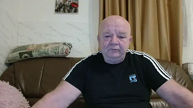 fullballs6 online show from February 14, 4:07 am