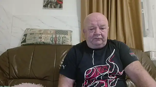 fullballs6 online show from January 7, 4:17 am