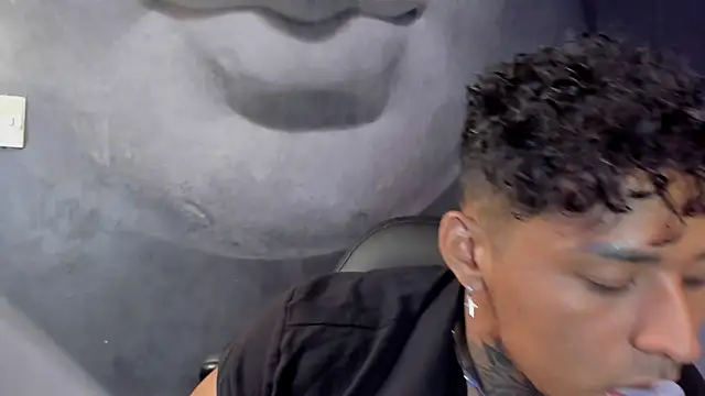 bradley smith online show from January 22, 4:44 am