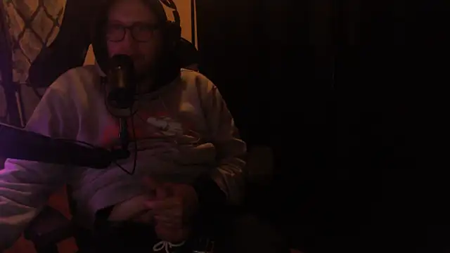 chicostick413 online show from March 17, 1:42 am