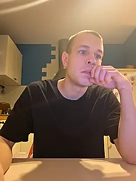 pretty roman online show from November 1, 4:00 pm