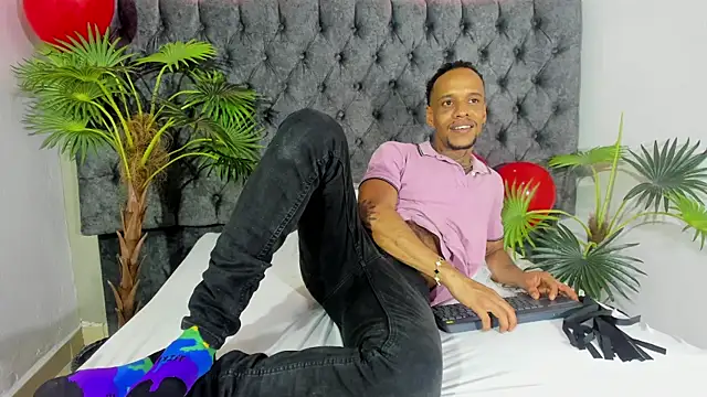 Salomon koude online show from April 18, 4:58 am