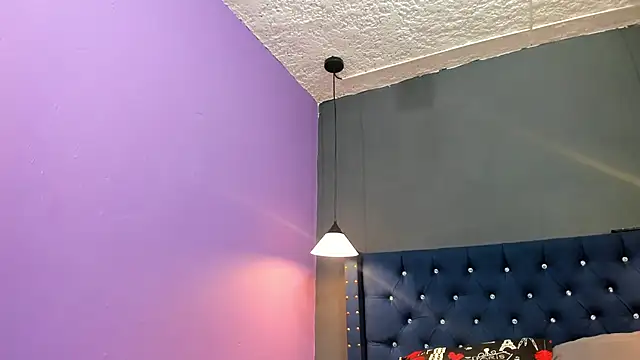 Salomon koude online show from September 22, 8:52 pm