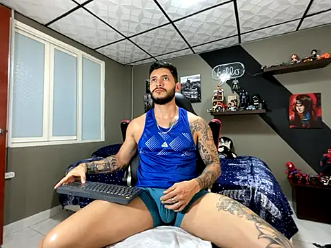 Snapshot of marcel_crawford96 chatting on October 20, 2:43 pm marcel crawford96 online show from October 20, 2:43 pm
