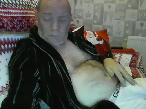 gibbo62 online show from December 19, 12:45 am