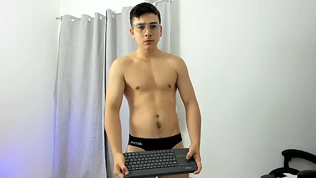 Snapshot of Michaelferrel chatting on February 28, 1:47 pm Michaelferrel online show from February 28, 1:47 pm