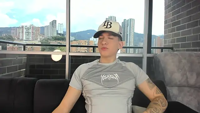 emmanuel scor online show from October 11, 4:44 pm