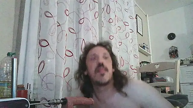 cyril020202 online show from May 19, 6:19 am