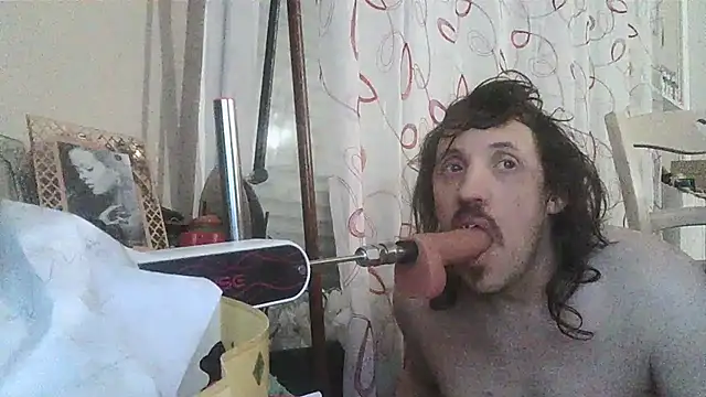 cyril020202 online show from January 7, 6:07 am