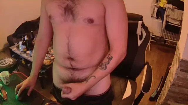 bananahot31 online show from December 6, 6:48 am