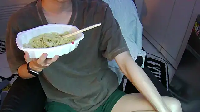 Ray175oo online show from March 20, 5:50 pm