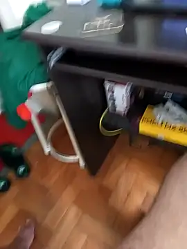 Snapshot of lobomisterioso13 chatting on January 6, 2:03 pm lobomisterioso13 online show from January 6, 2:03 pm