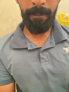 Snapshot of ASIF_F chatting on December 19, 4:02 am ASIF F online show from December 19, 4:02 am