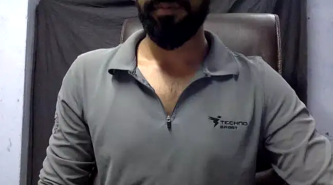 Snapshot of ASIF_F chatting on December 9, 5:57 pm ASIF F online show from December 9, 5:57 pm