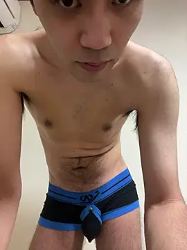 ryusei18570 online show from April 3, 7:43 pm