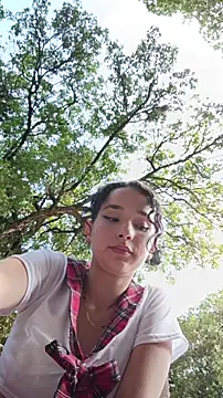 sweet outdoor charm online show from December 20, 8:38 pm