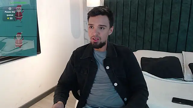 Edward max online show from December 15, 9:42 pm