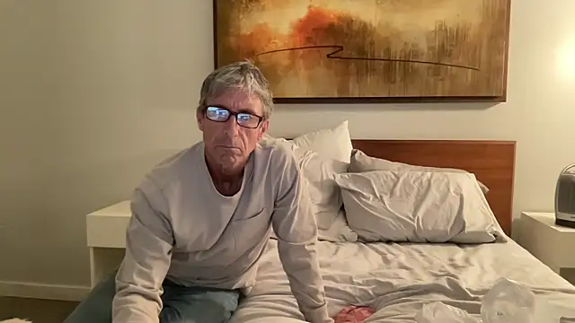 Snapshot of jakesy4all chatting on October 31, 11:46 am jakesy4all online show from October 31, 11:46 am