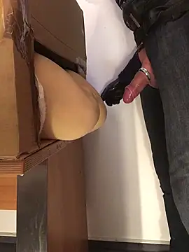 Snapshot of Inseminator69 chatting on March 15, 10:24 am Inseminator69 online show from March 15, 10:24 am