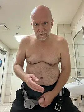 FLSexyGuy online show from April 16, 8:09 pm