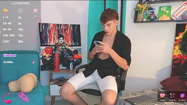 flowers18 online show from March 12, 11:01 pm