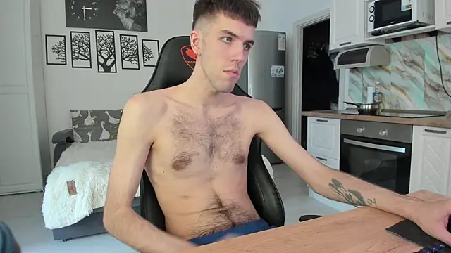 White Dylan online show from June 7, 5:42 pm