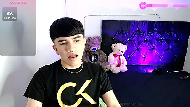 benji hoter online show from October 1, 10:35 pm