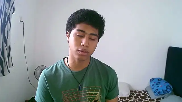 sexy diamante  online show from April 20, 6:21 pm