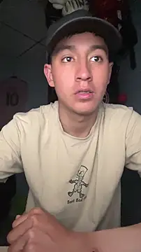 Stiven 017 online show from May 19, 2:07 am