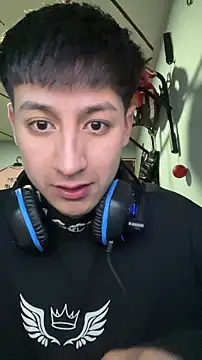 Stiven 017 online show from February 3, 1:36 am