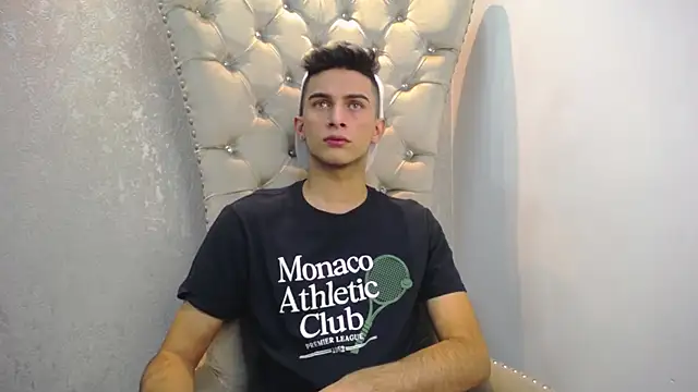 Snapshot of MrWilliseo chatting on December 11, 7:32 pm MrWilliseo online show from December 11, 7:32 pm