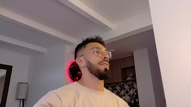 tony muscle online show from November 24, 9:49 pm